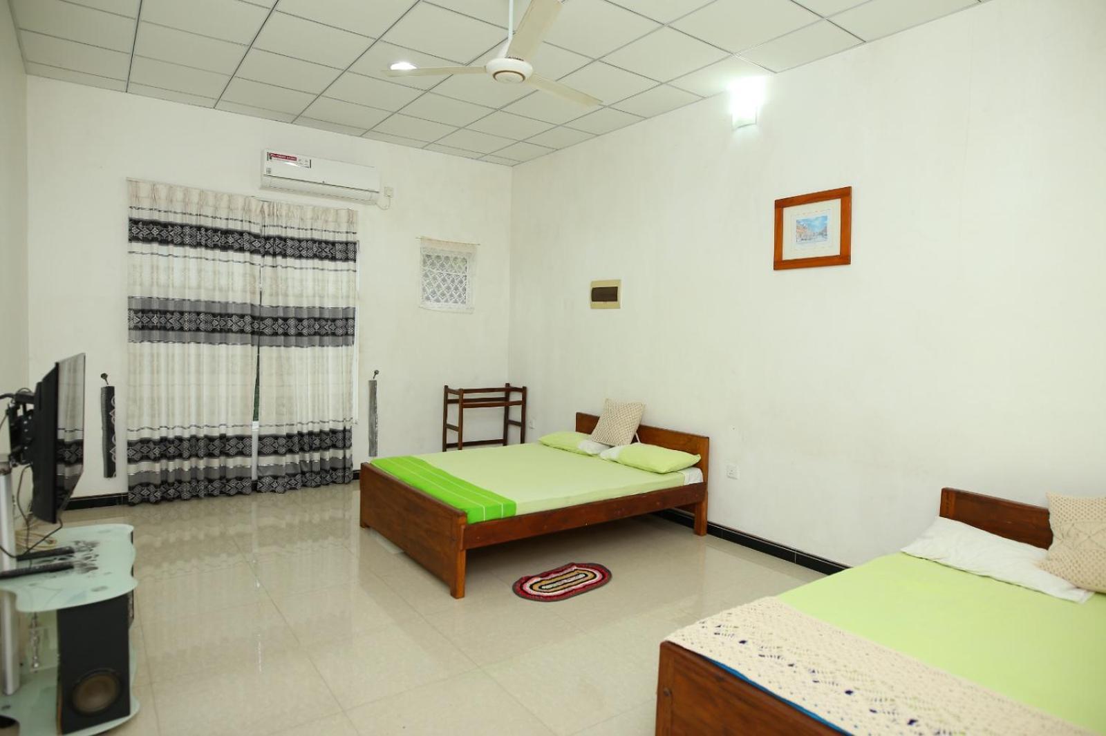 Sujee'S Guest House With Two Bed Rooms Anurâdhapura Extérieur photo