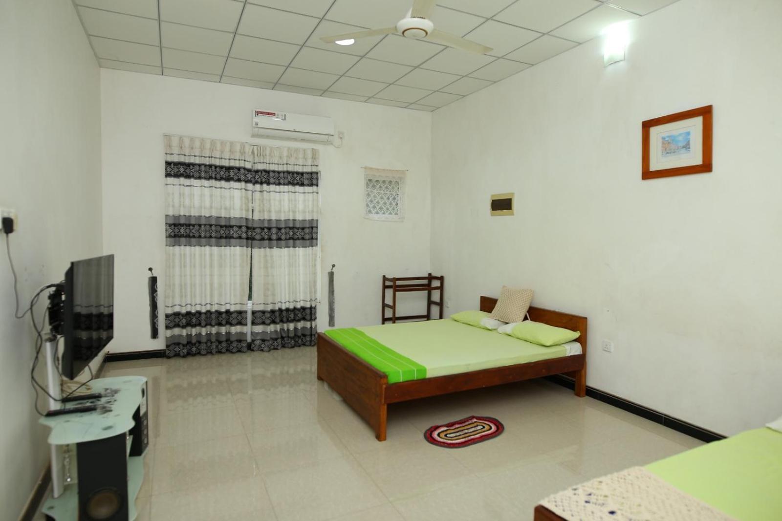 Sujee'S Guest House With Two Bed Rooms Anurâdhapura Extérieur photo
